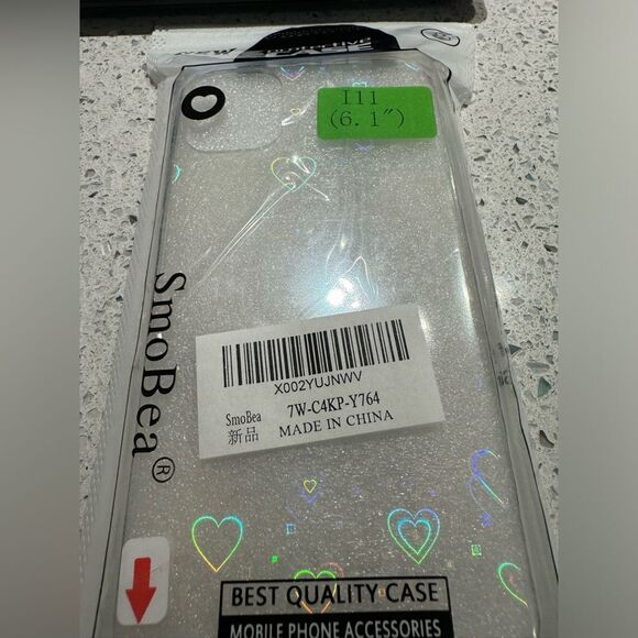 SmoBea iPhone 11 6.1" clear protective case - new in package - Picture 4 of 4